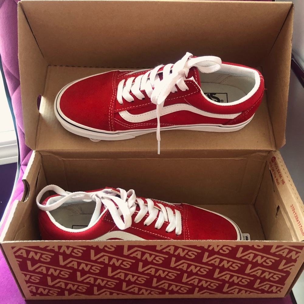 Racing Red/True White Old Skool Low Tops